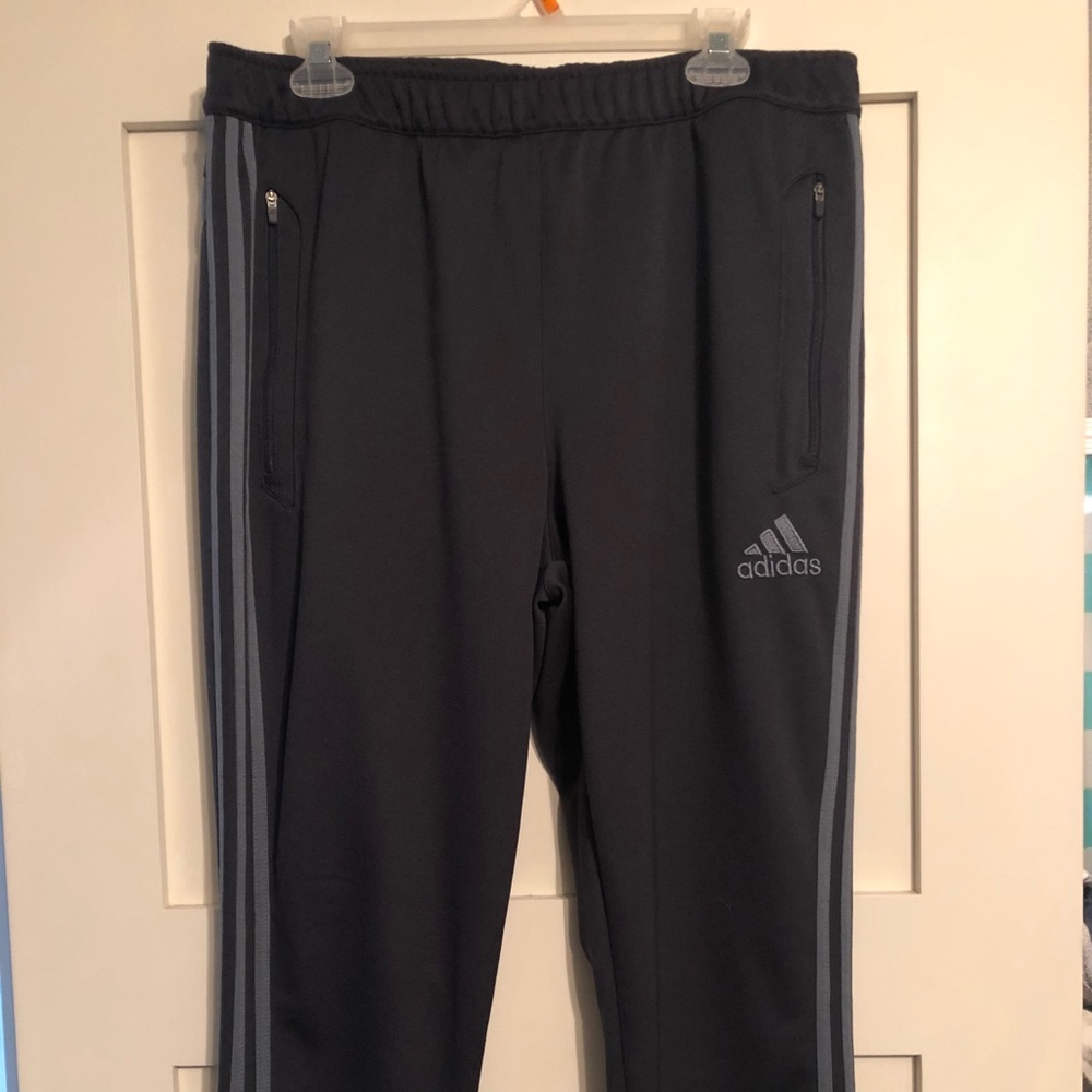 Men’s Adidas pants